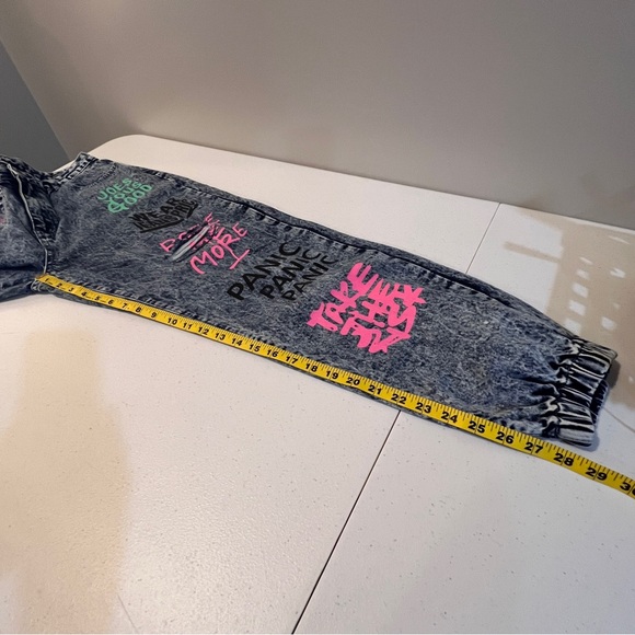 Shevadne Acid Washed Denim Jeans Graffiti Elastic Hi Rise 80's Style Womens L - Picture 11 of 14